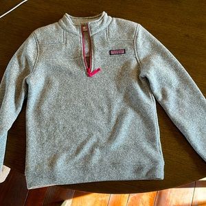 Vineyard vines girls half zip.